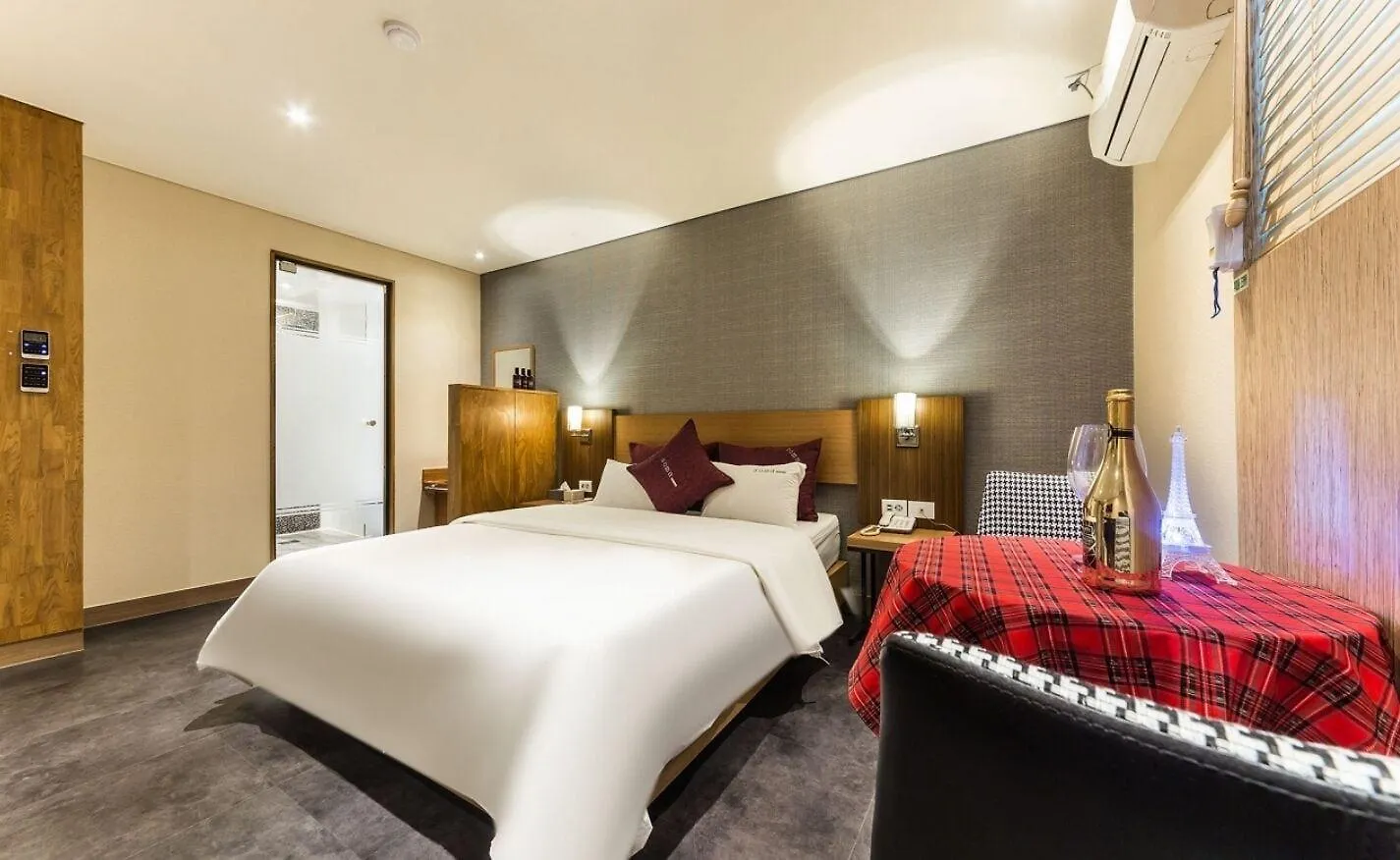 **  Soma Hotel Incheon Korsel